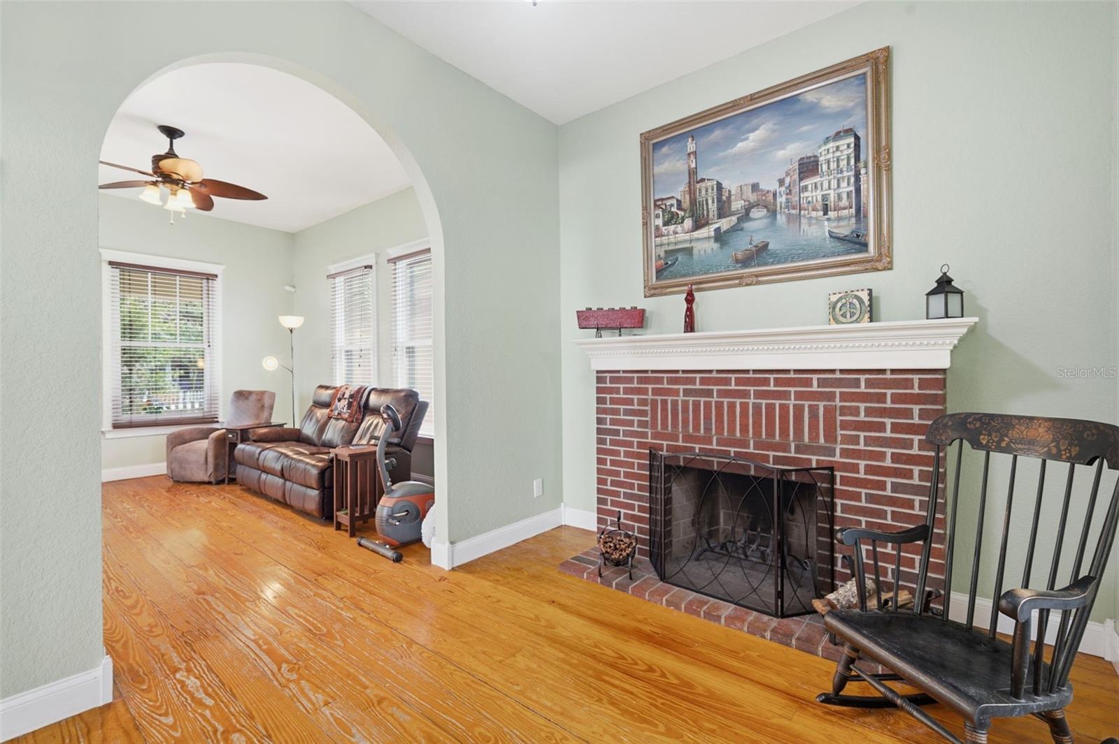 316 E FRANCES AVE — photo 15