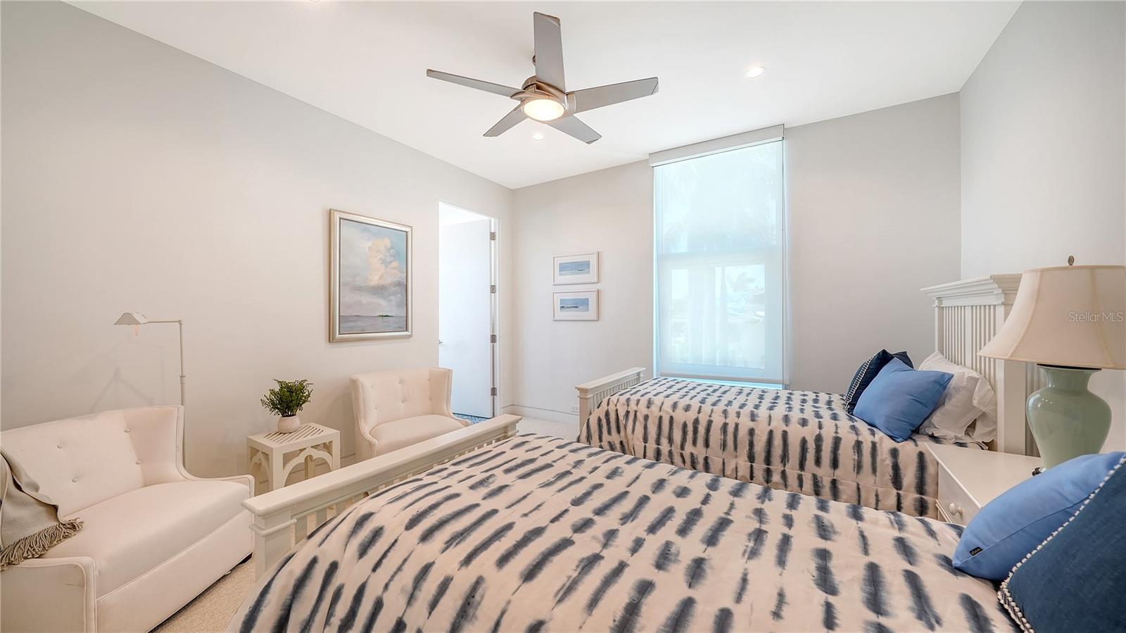 246 MORNINGSIDE DR — photo 36