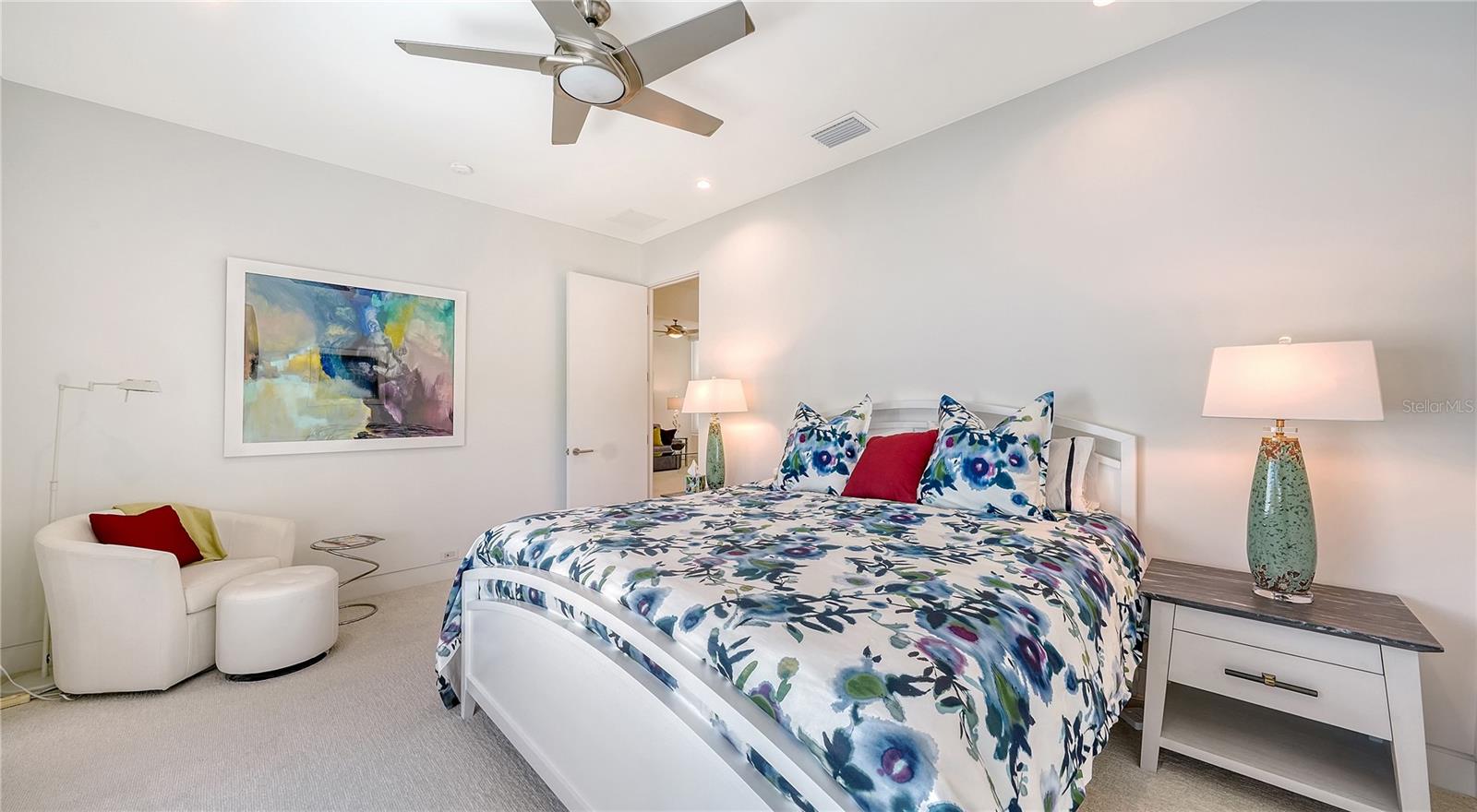 246 MORNINGSIDE DR — photo 40