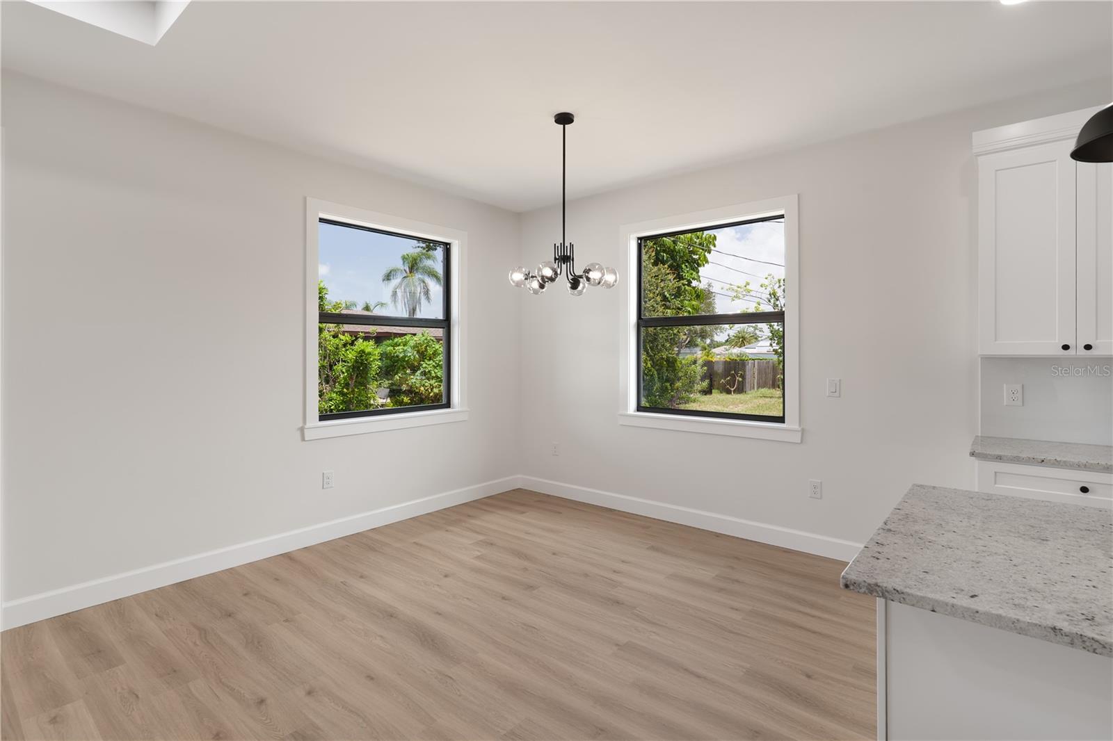 923 CUMBERLAND RD — photo 10