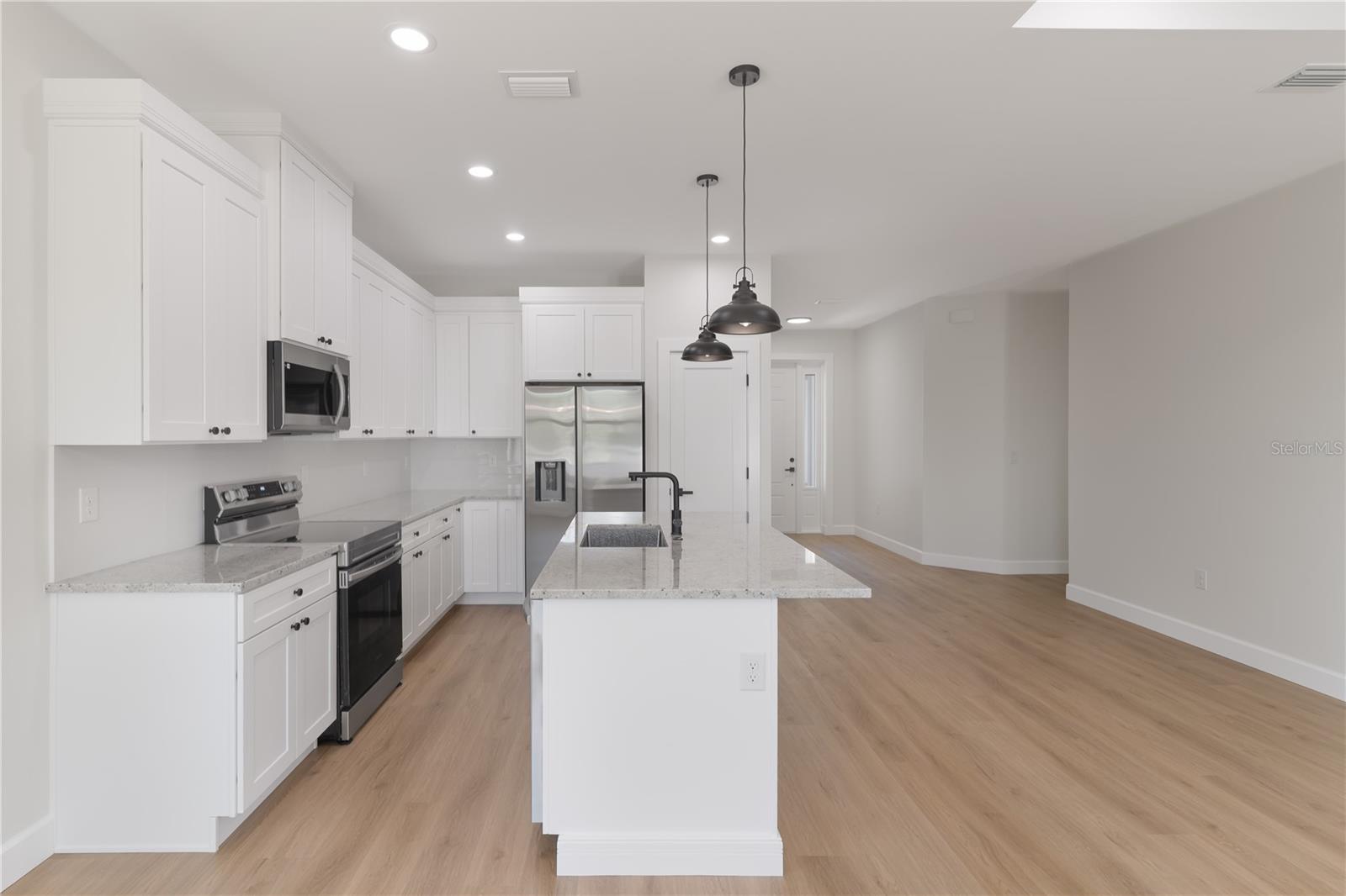 923 CUMBERLAND RD — photo 8