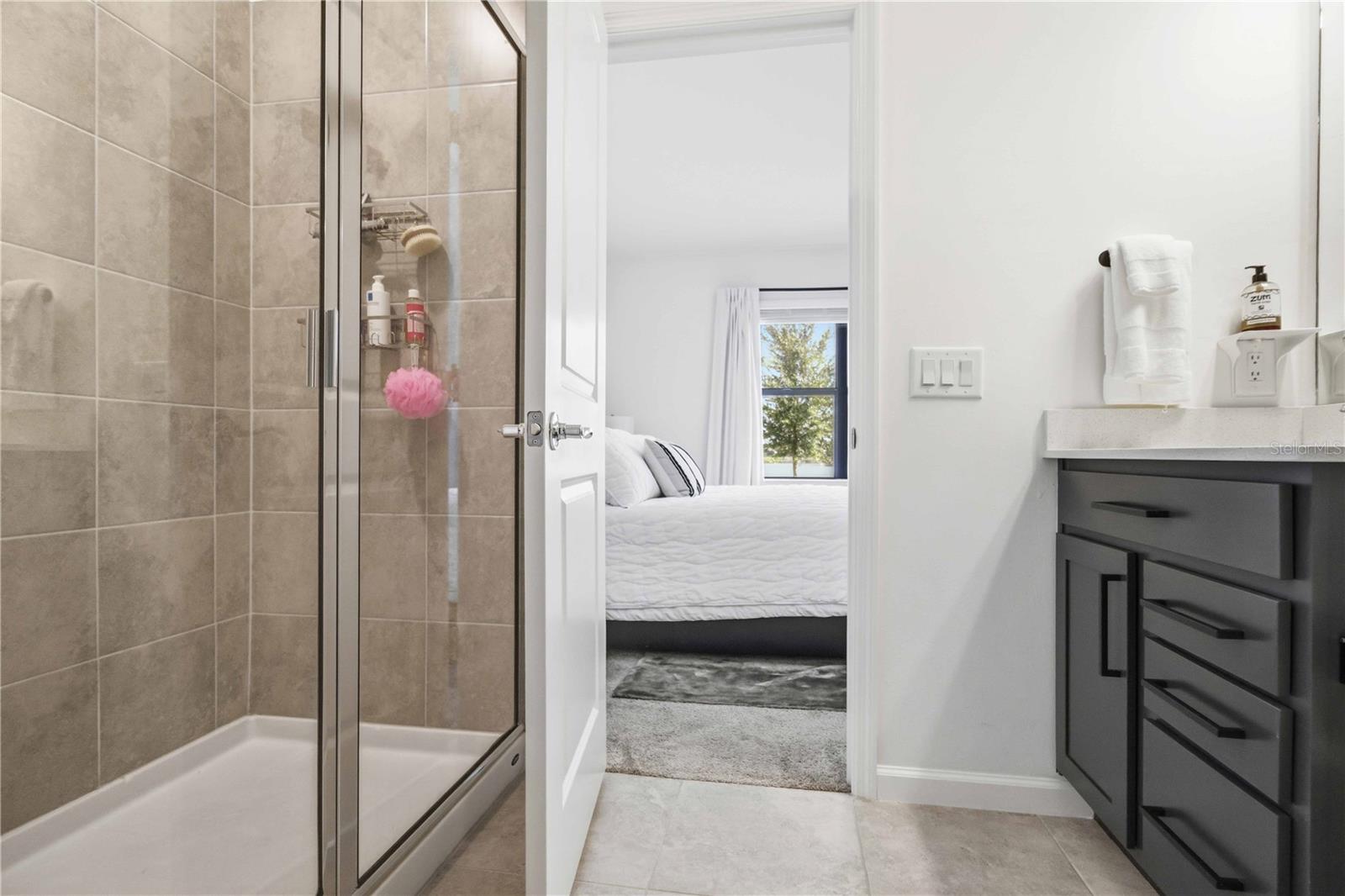 6548 SILVERSTAR DR — photo 22