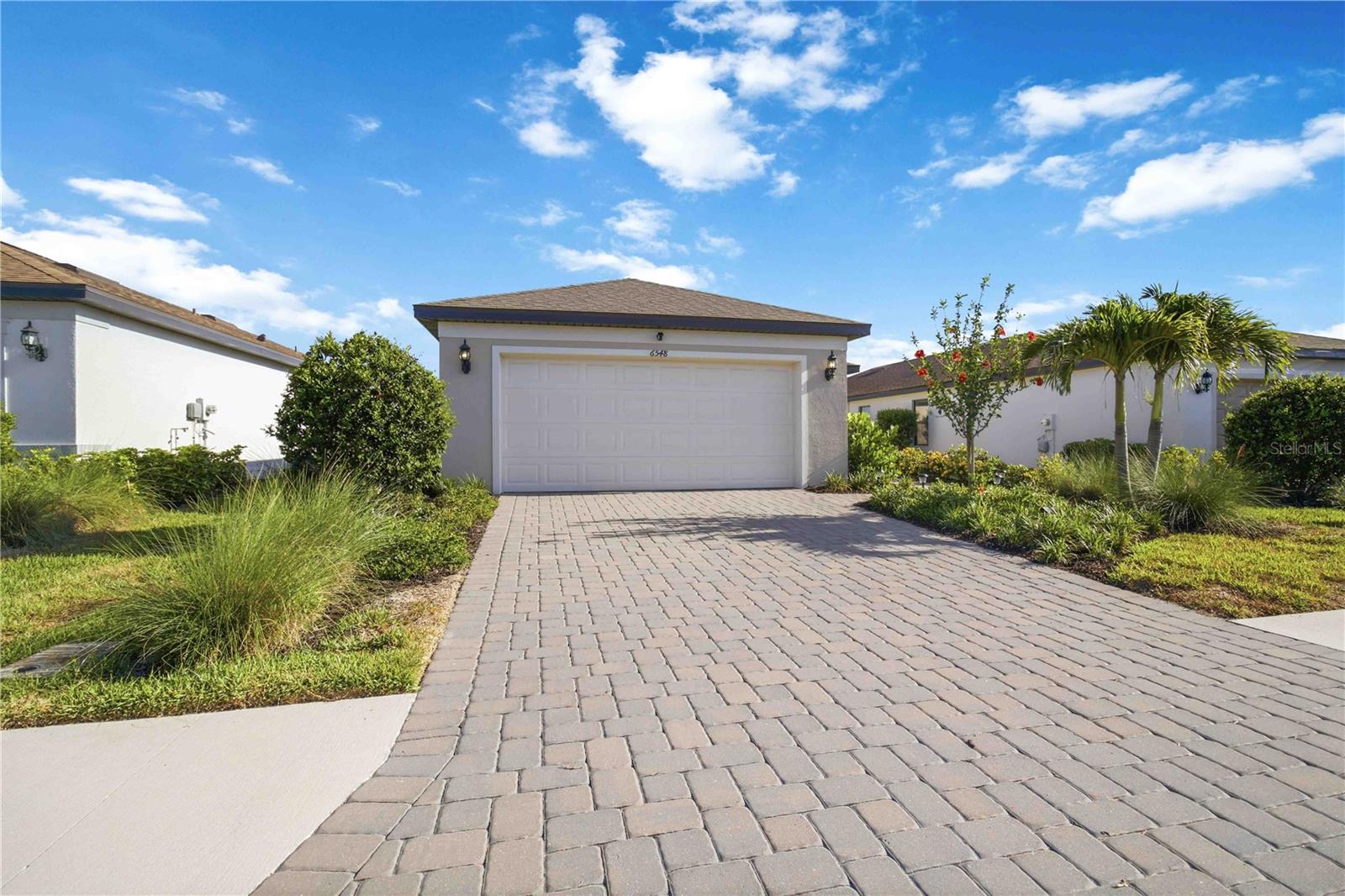 6548 SILVERSTAR DR — photo 2
