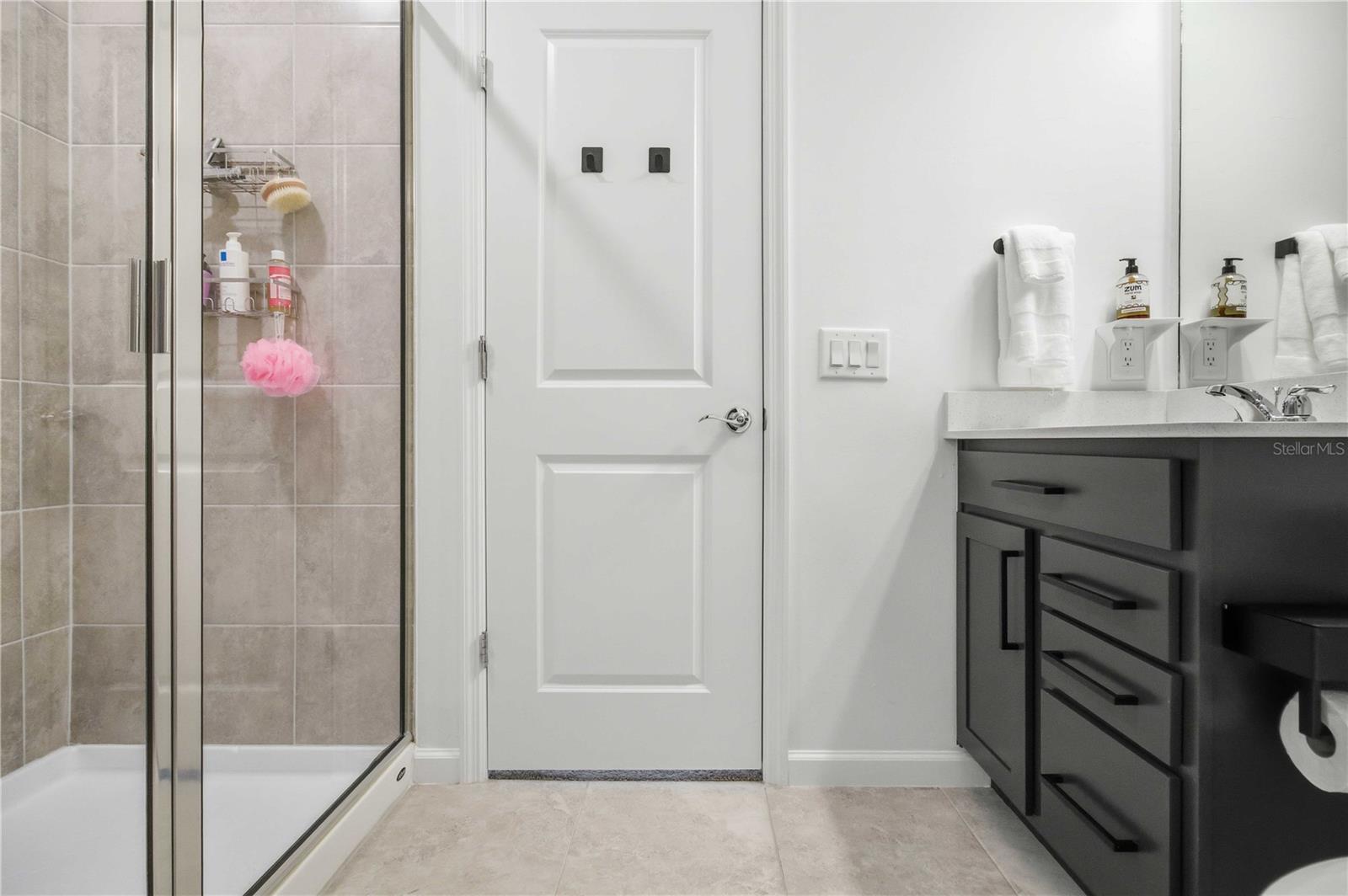 6548 SILVERSTAR DR — photo 24