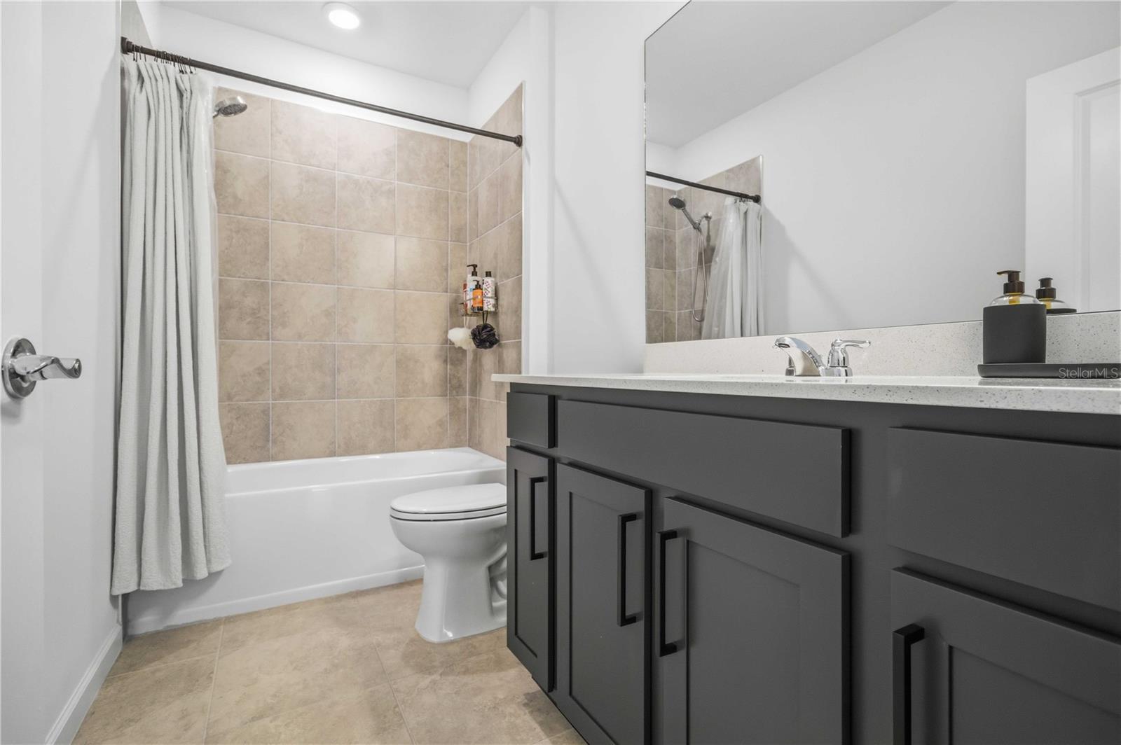 6548 SILVERSTAR DR — photo 15