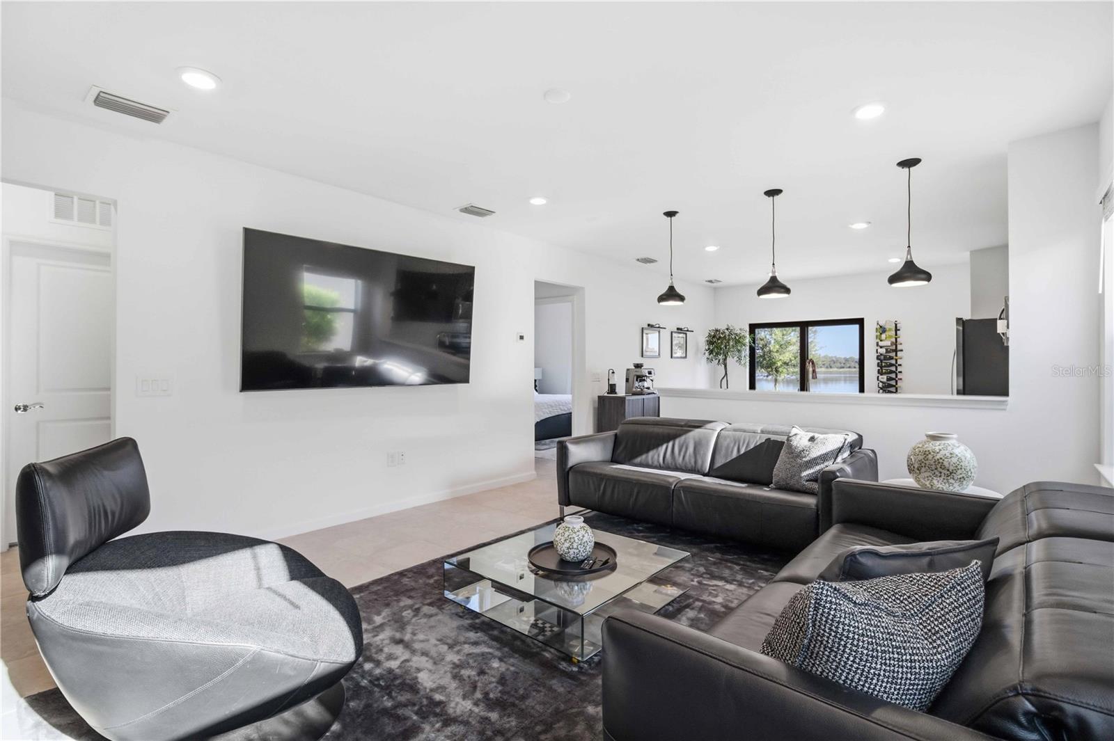 6548 SILVERSTAR DR — photo 8