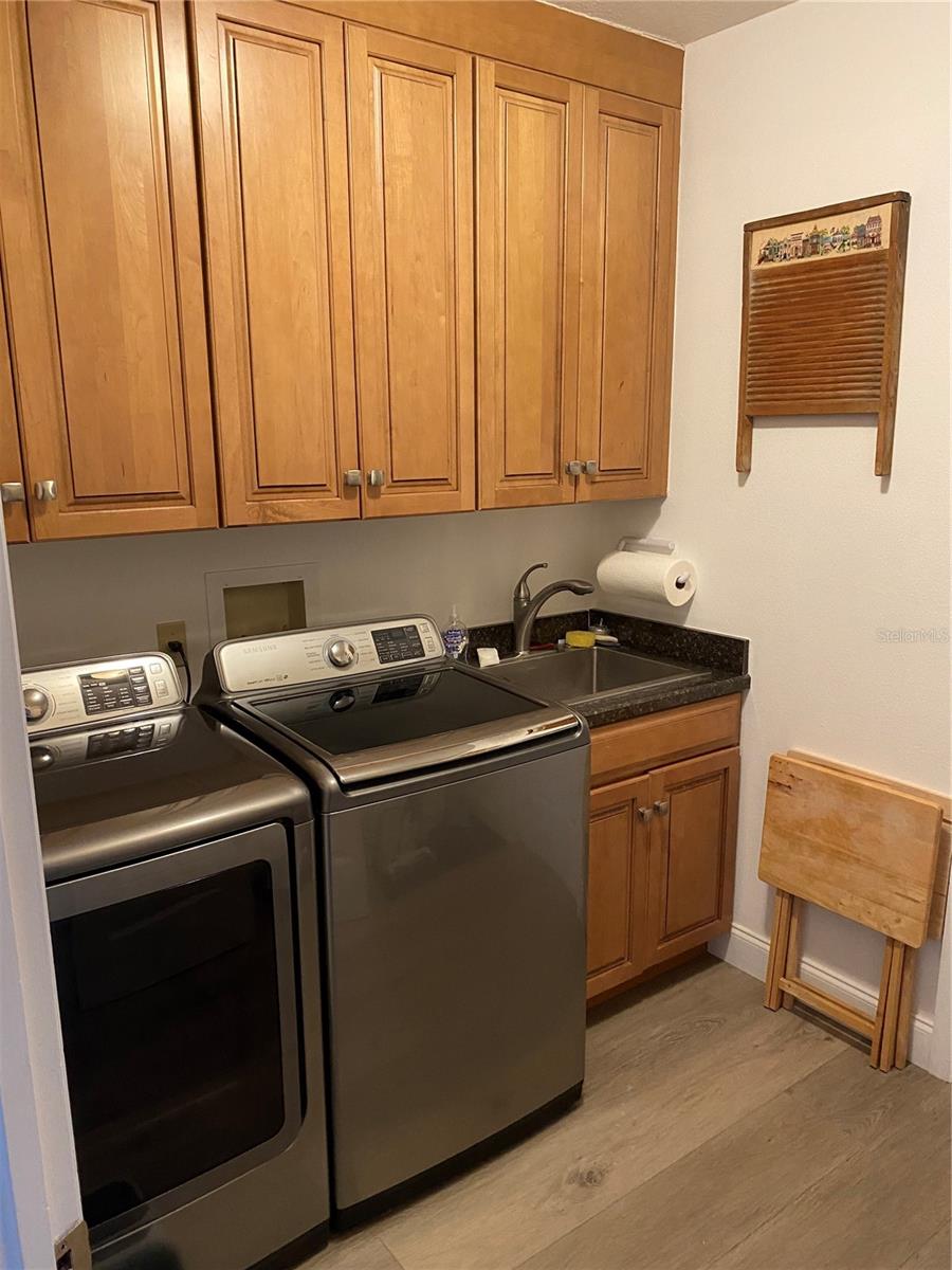 355 EDEN DR — photo 25