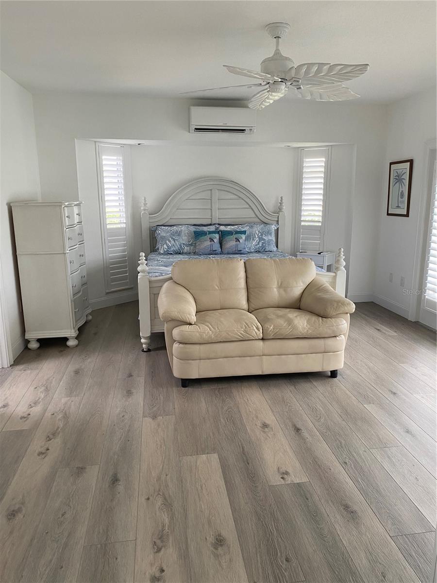 355 EDEN DR — photo 15