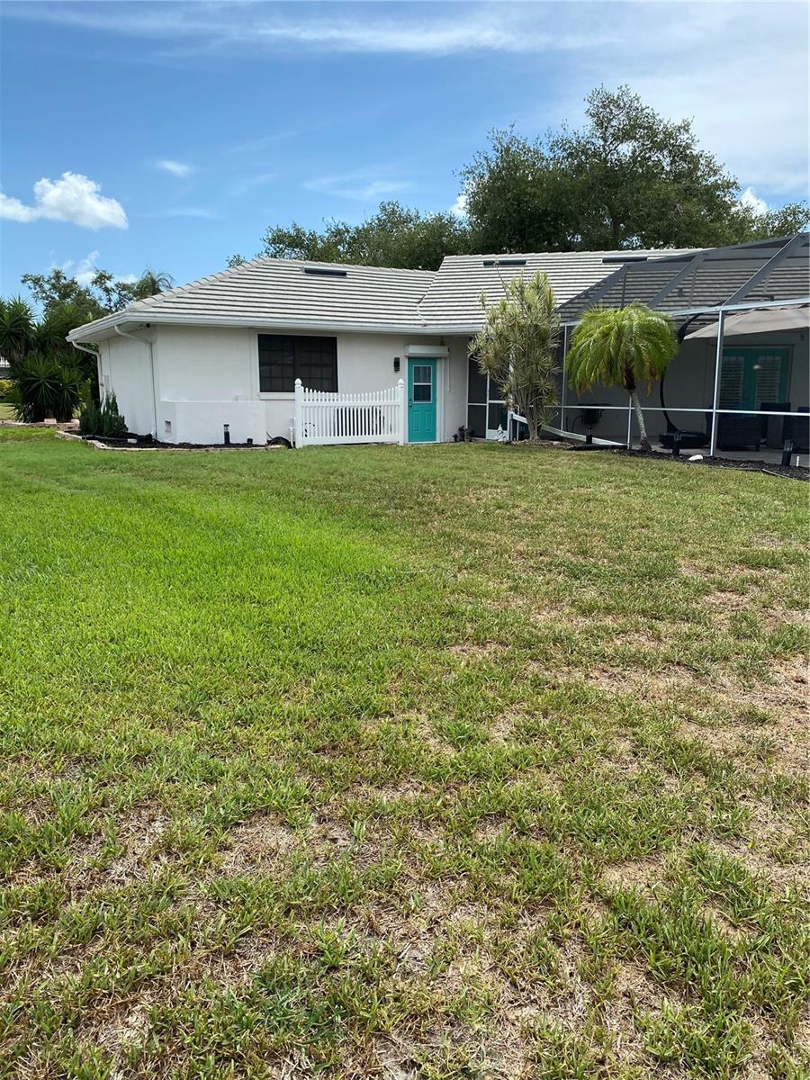 355 EDEN DR — photo 8