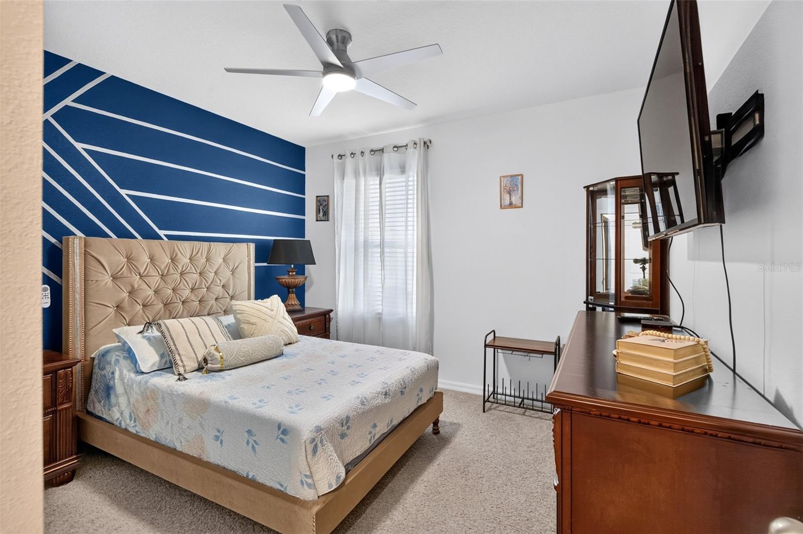7043 SILVERADO RANCH BLVD — photo 33