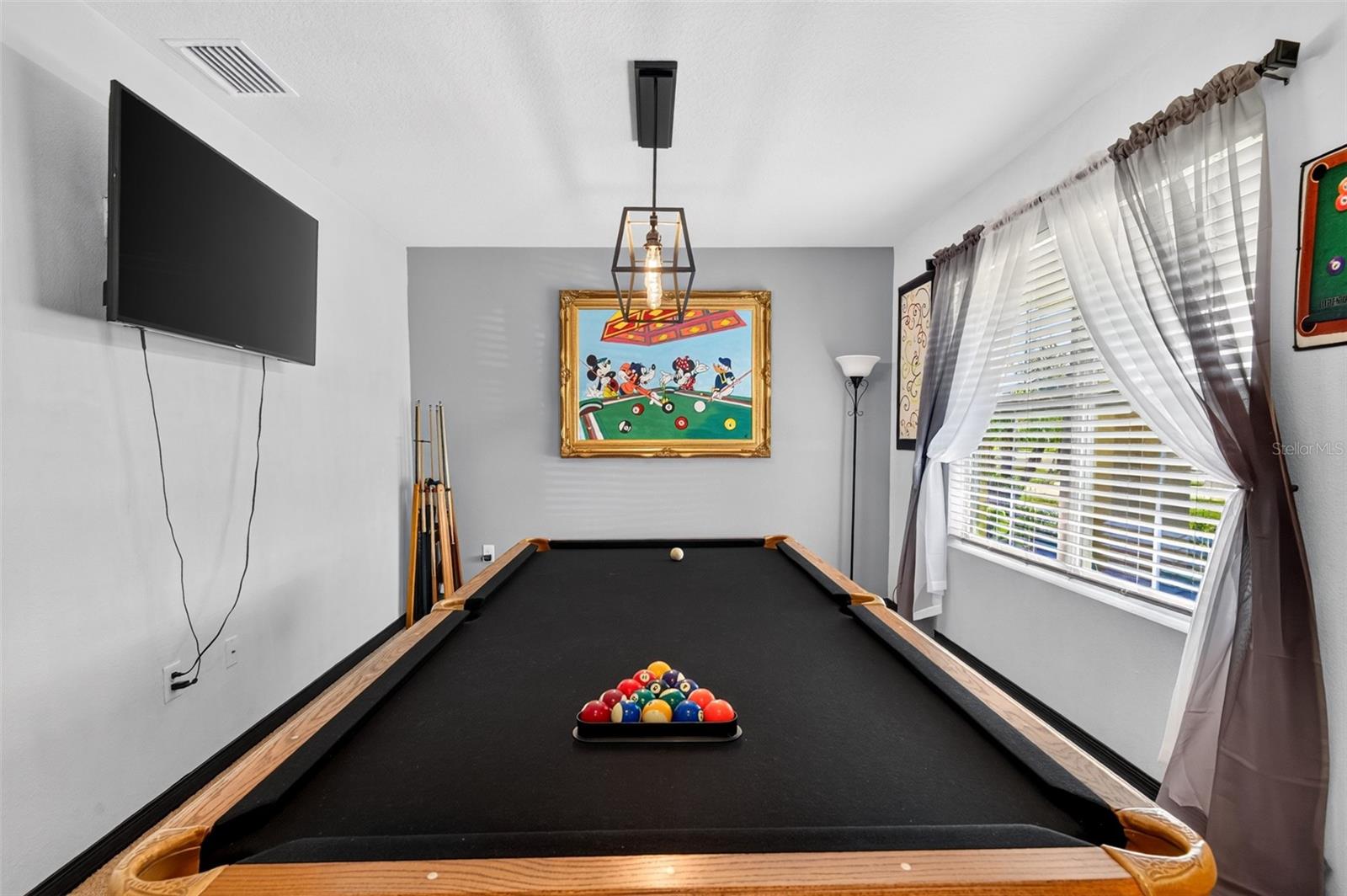 7043 SILVERADO RANCH BLVD — photo 5