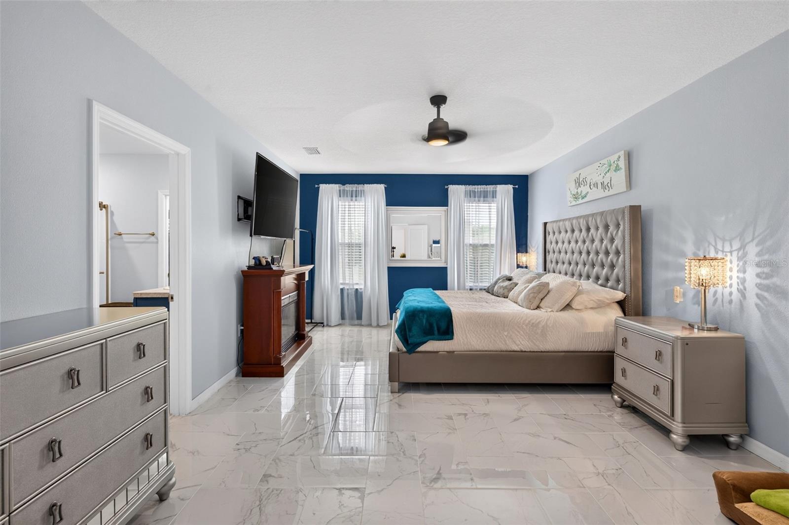 7043 SILVERADO RANCH BLVD — photo 21