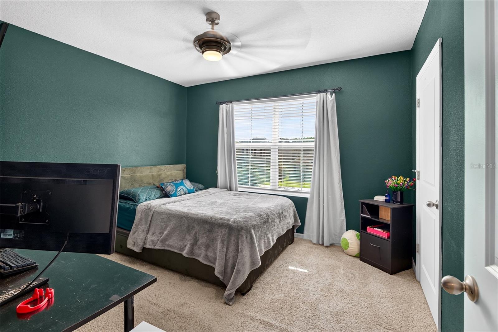 7043 SILVERADO RANCH BLVD — photo 31