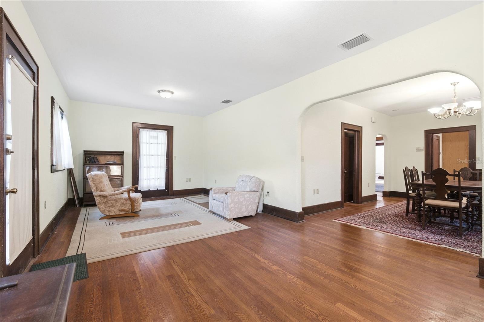 1747 APACHE TRL — photo 19