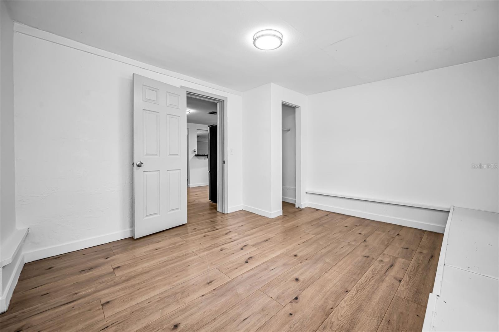 4312 BEACON SQUARE DR — photo 29