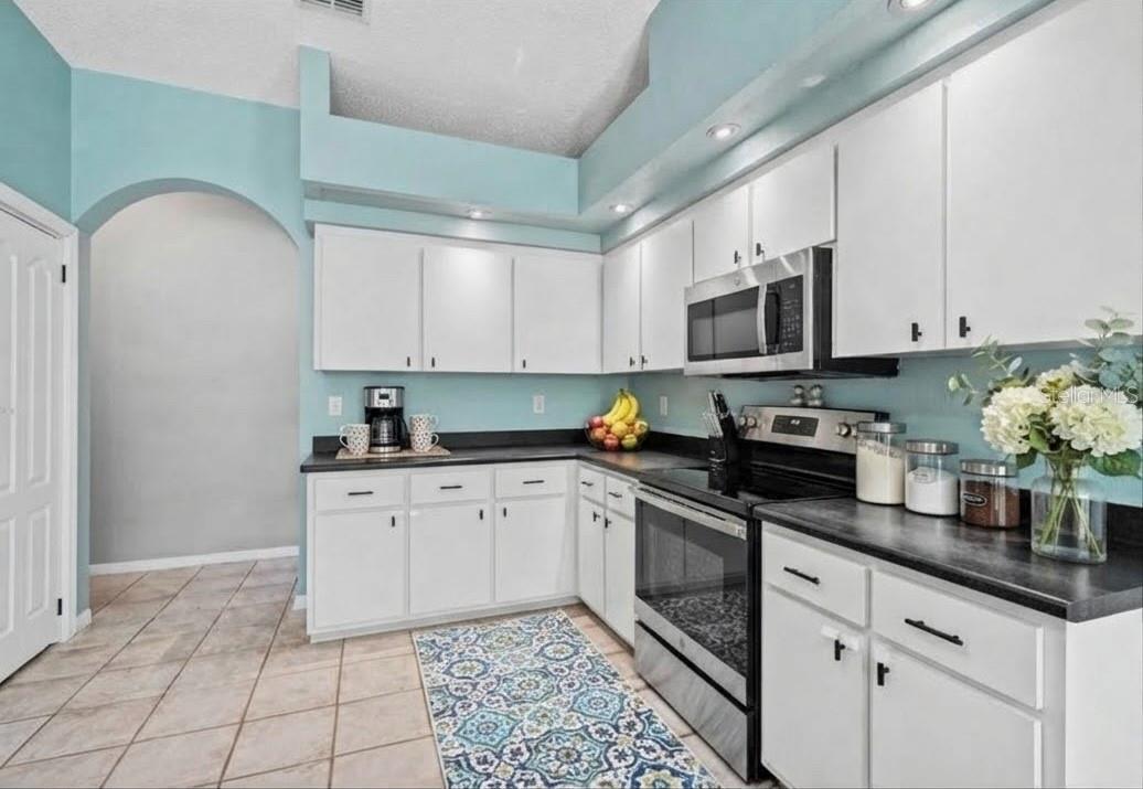10724 PATRICK AVE — photo 7