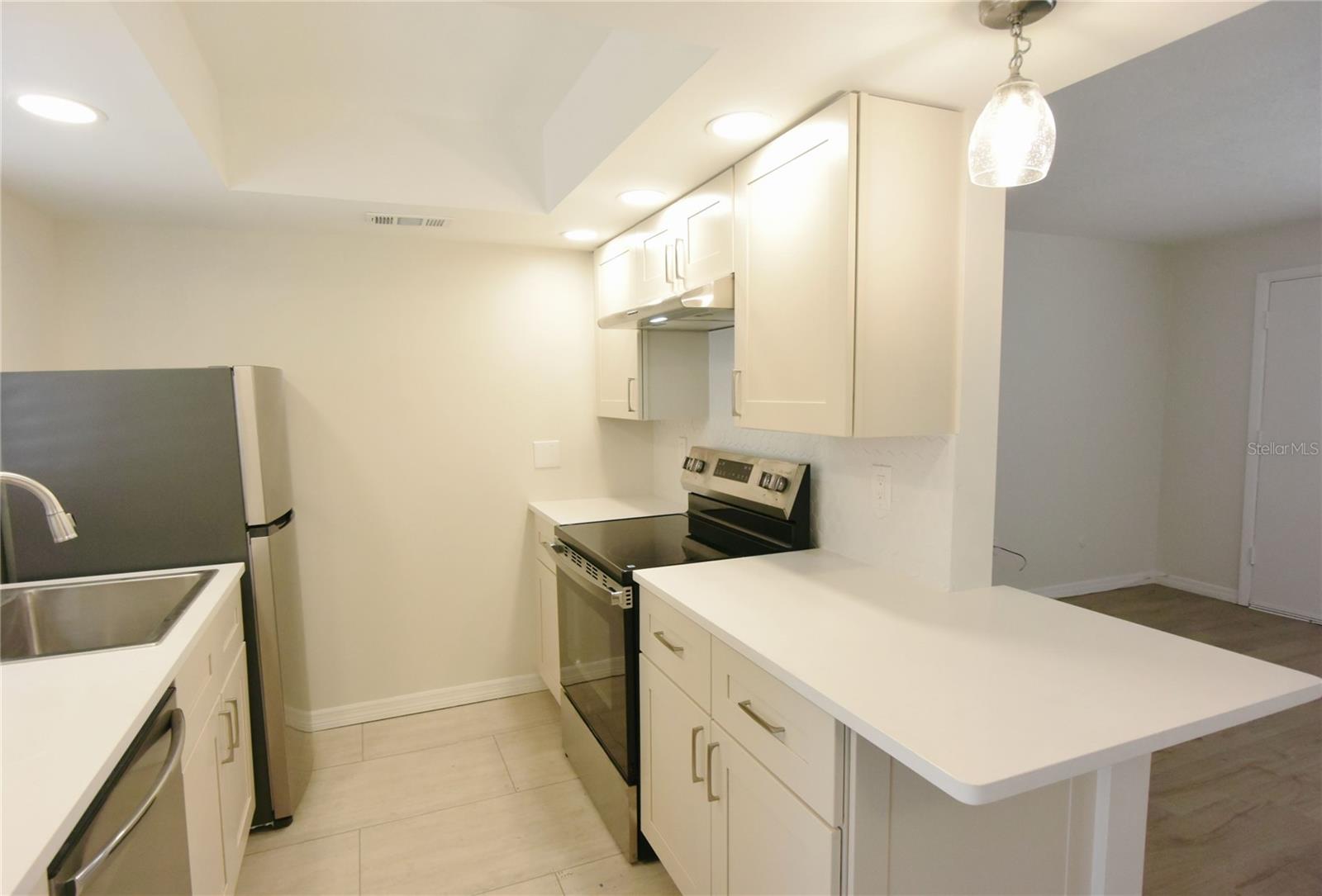 3751 S SCHOOL AVE #26 — photo 11