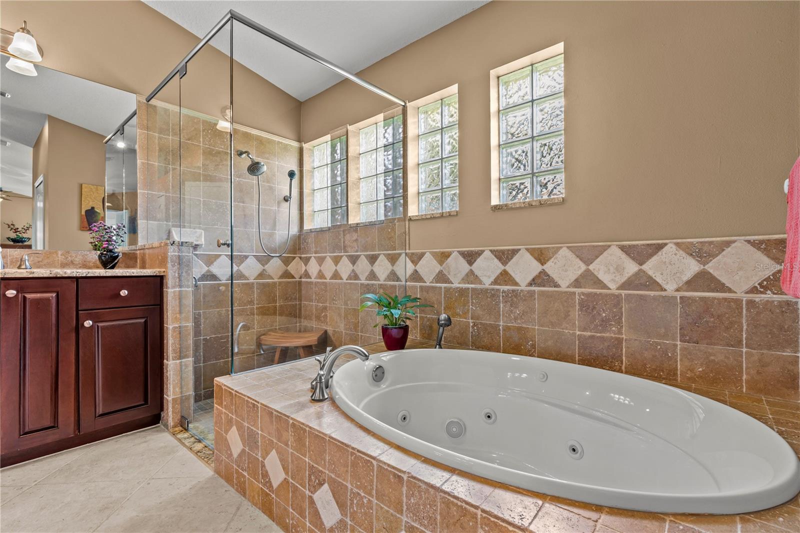 10522 CHAMBERS DR — photo 25