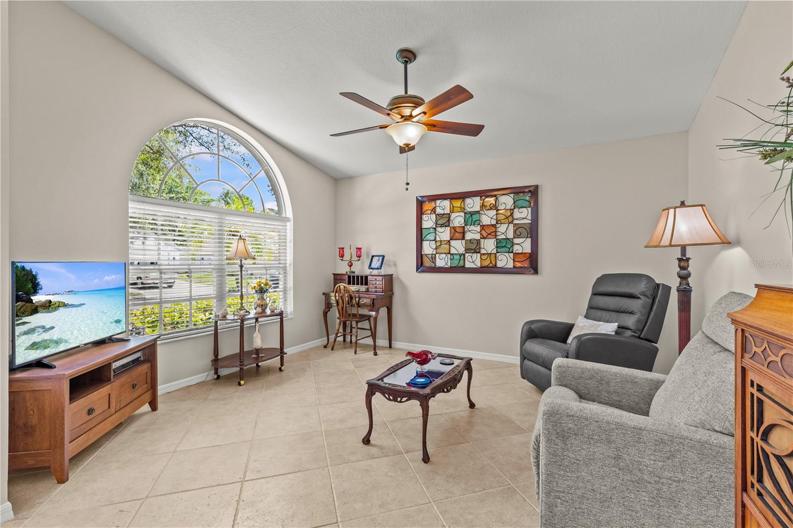 10522 CHAMBERS DR — photo 7