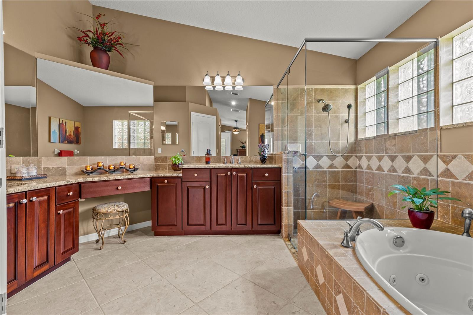 10522 CHAMBERS DR — photo 24