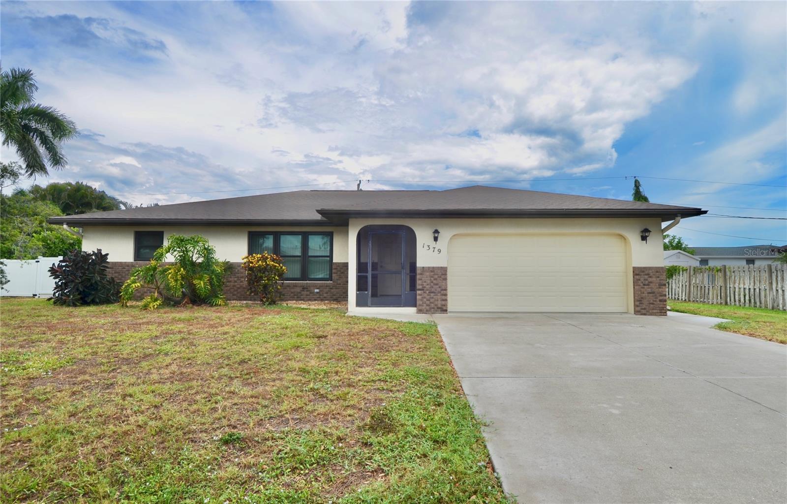 1379 EVEREST RD — photo 42