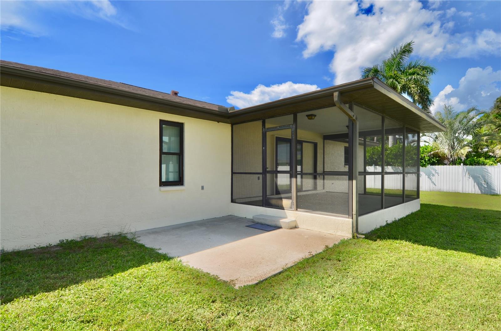 1379 EVEREST RD — photo 29