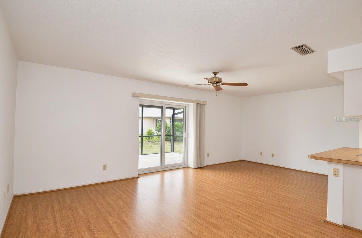 1379 EVEREST RD — photo 17