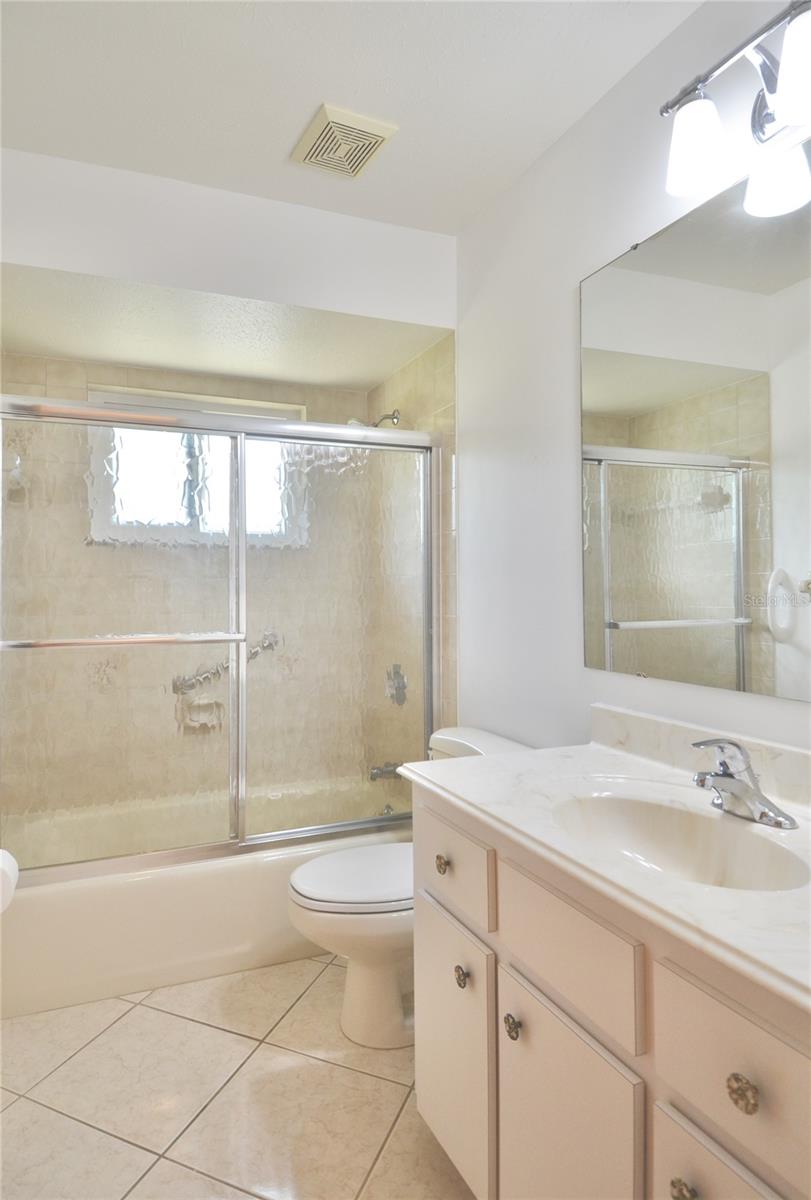 1379 EVEREST RD — photo 25