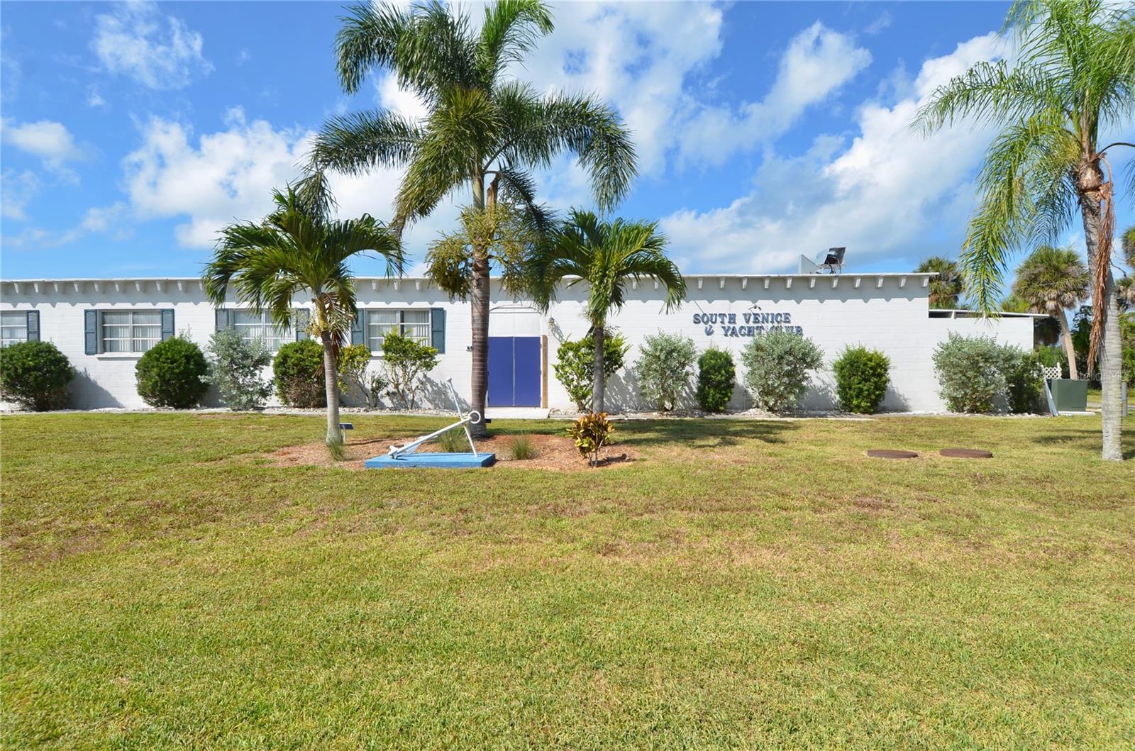 1379 EVEREST RD — photo 45