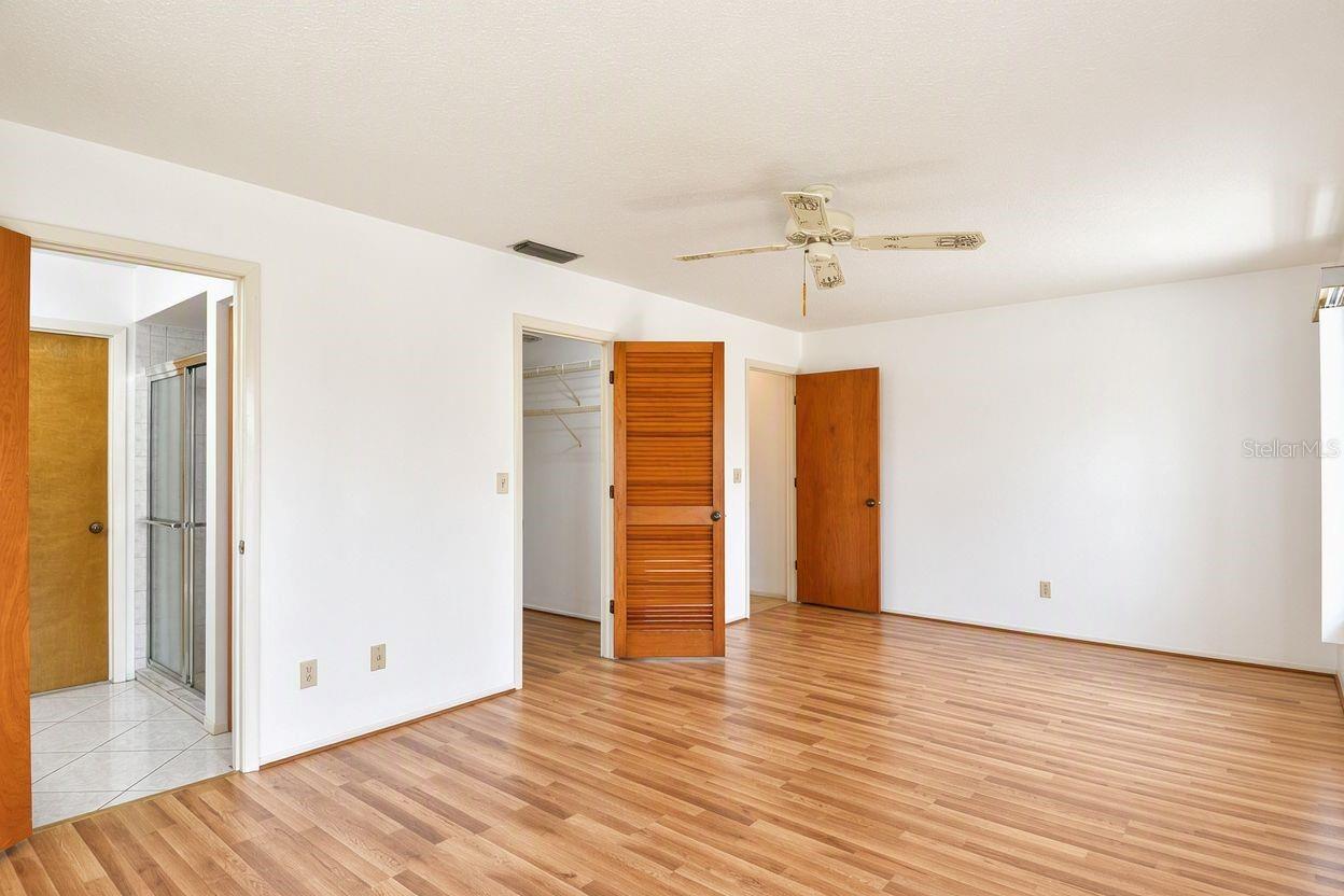 1379 EVEREST RD — photo 22