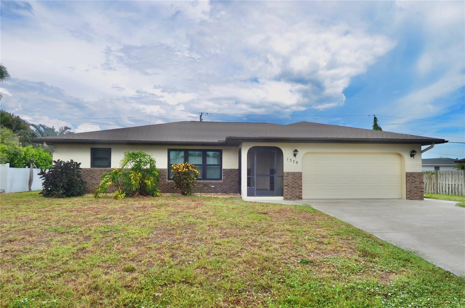 1379 EVEREST RD — photo 41