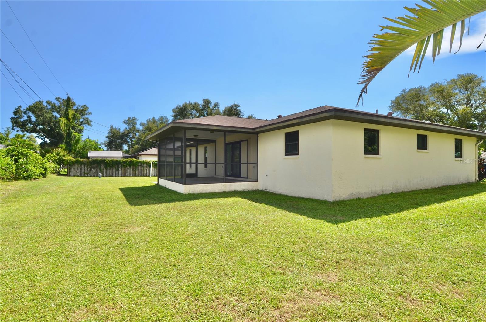 1379 EVEREST RD — photo 33