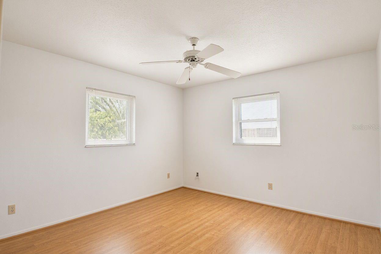 1379 EVEREST RD — photo 7