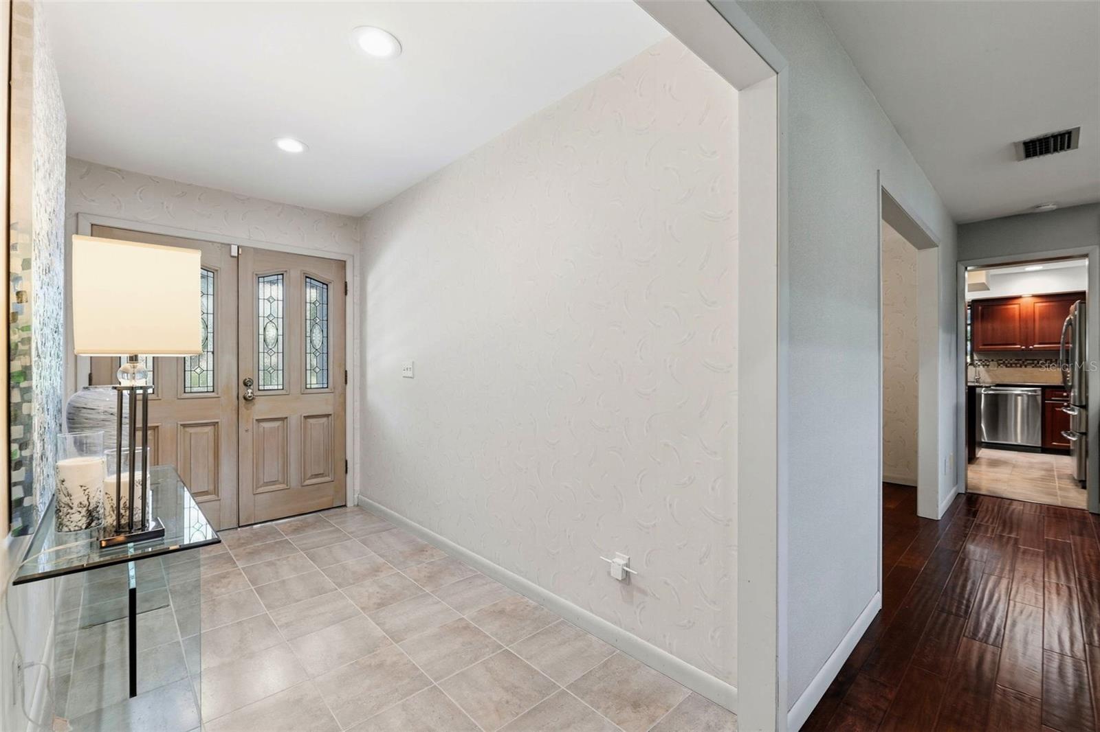 708 WARREN RD — photo 35