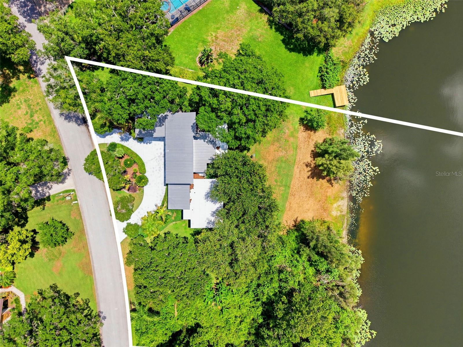 708 WARREN RD — photo 24