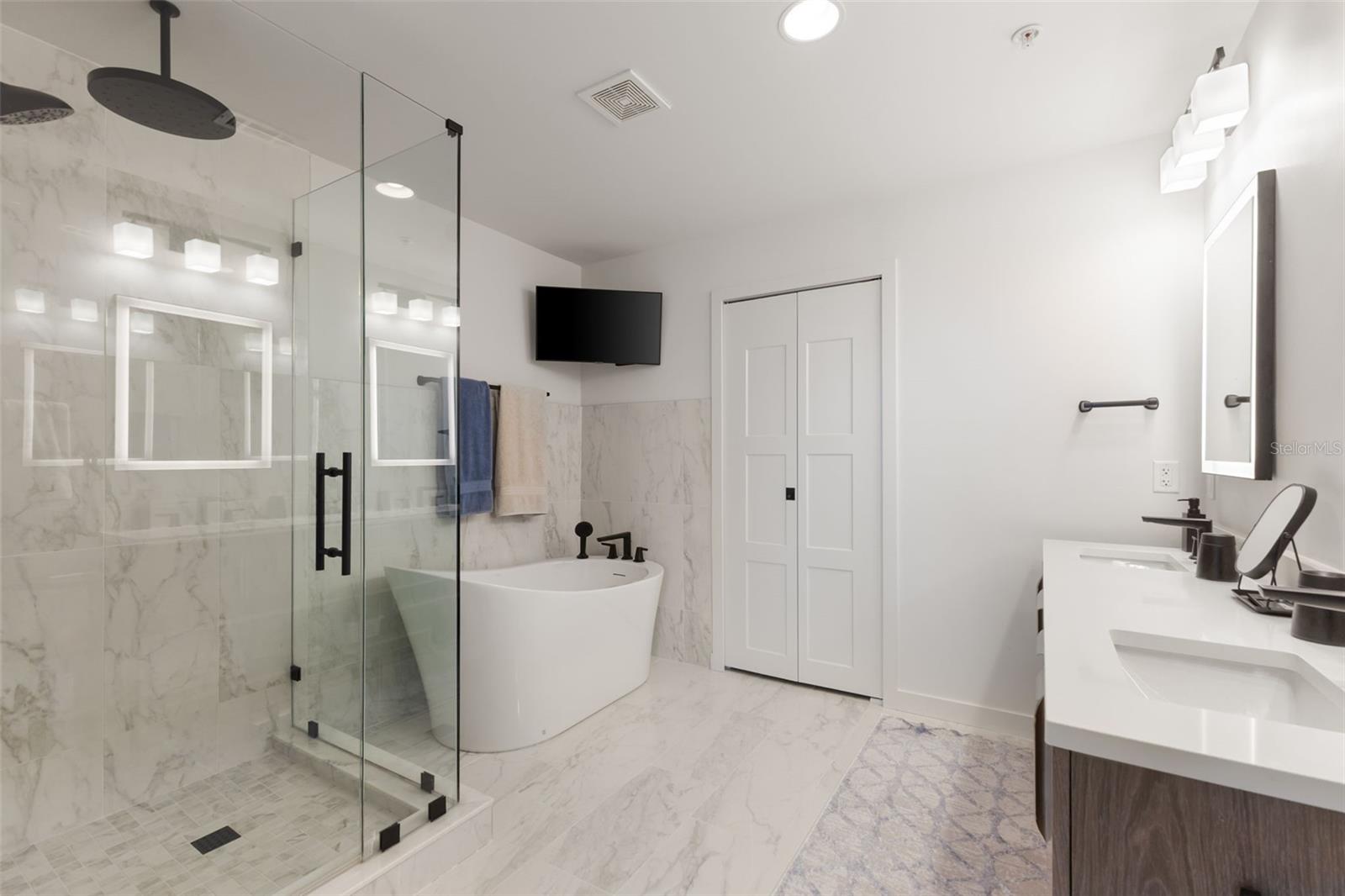 777 N ASHLEY DR #2514 — photo 21