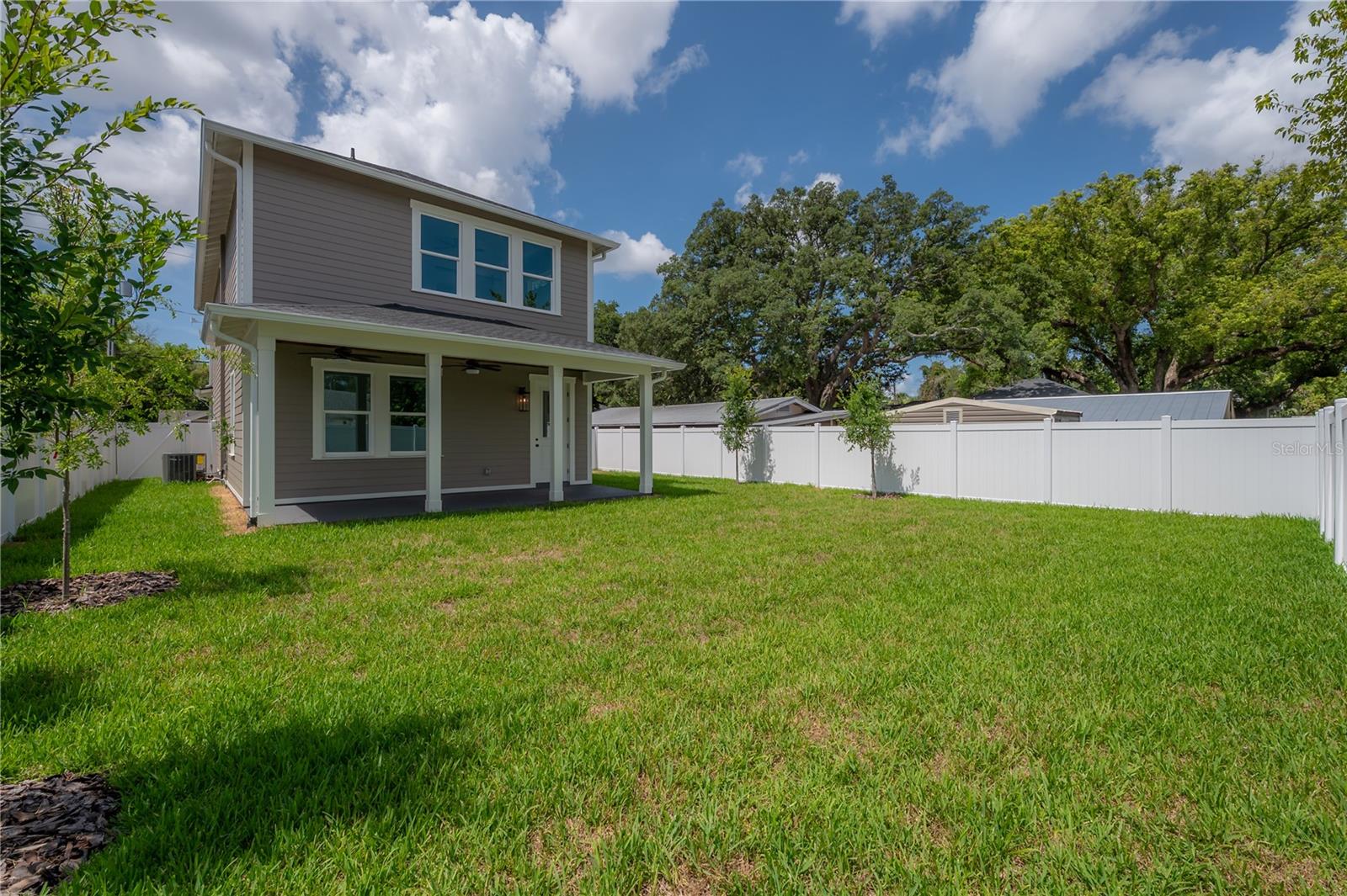 1222 E CHELSEA ST — photo 45