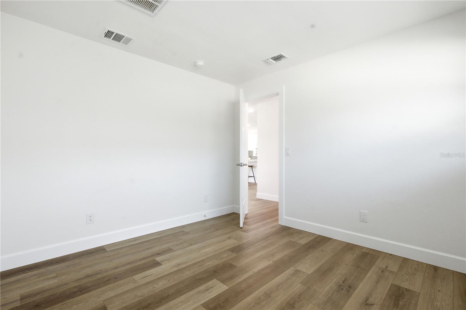 1199 KEENE RD — photo 14