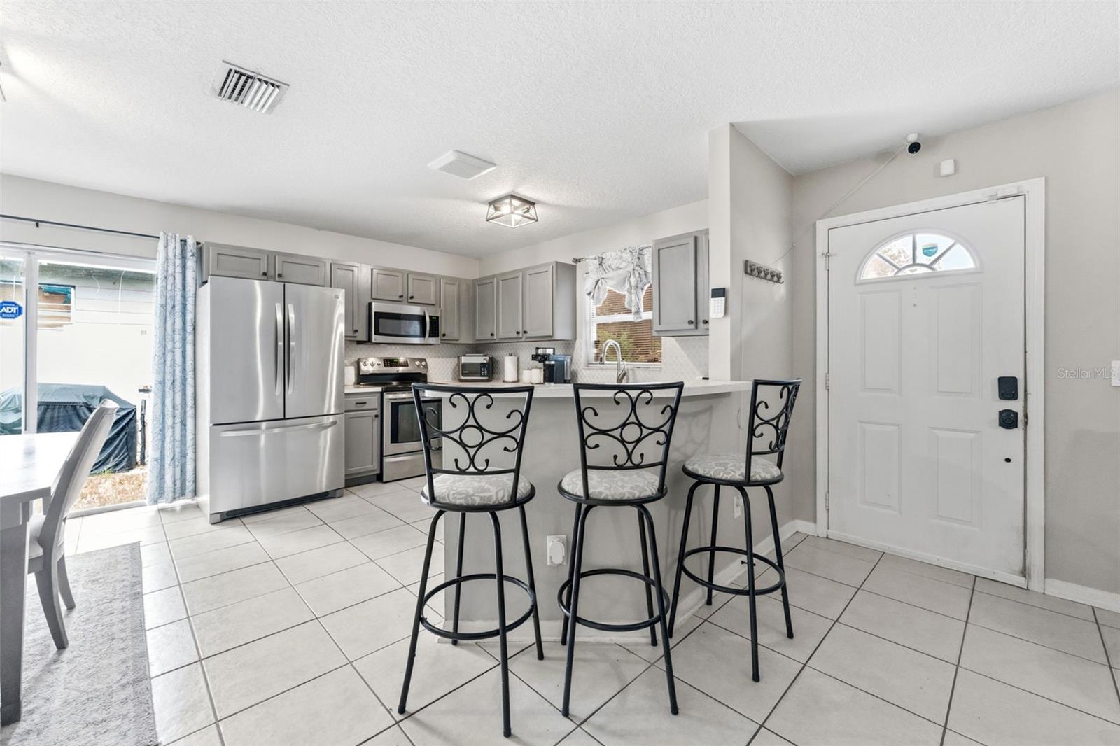 3708 E IDLEWILD AVE — photo 9