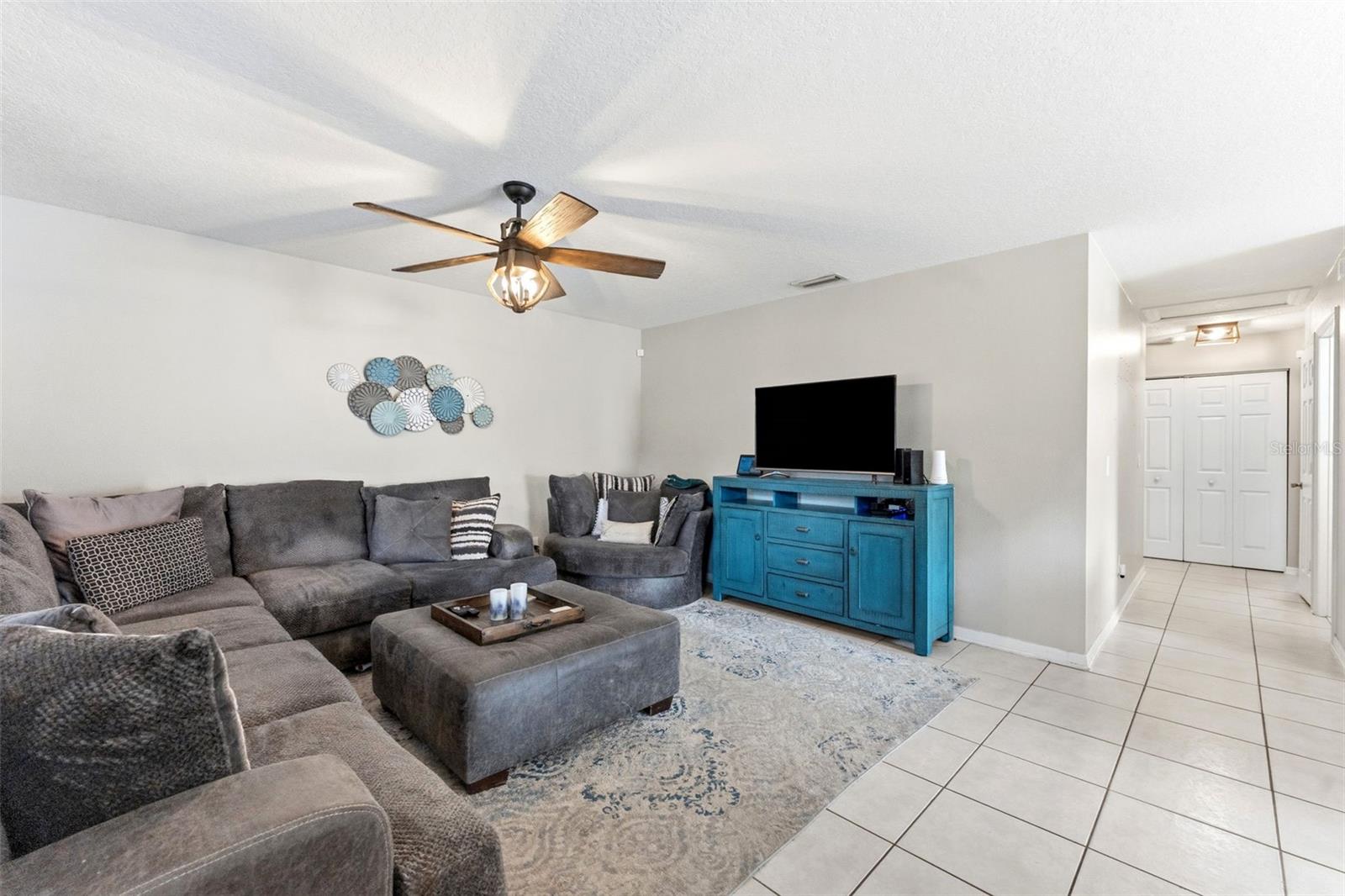 3708 E IDLEWILD AVE — photo 6