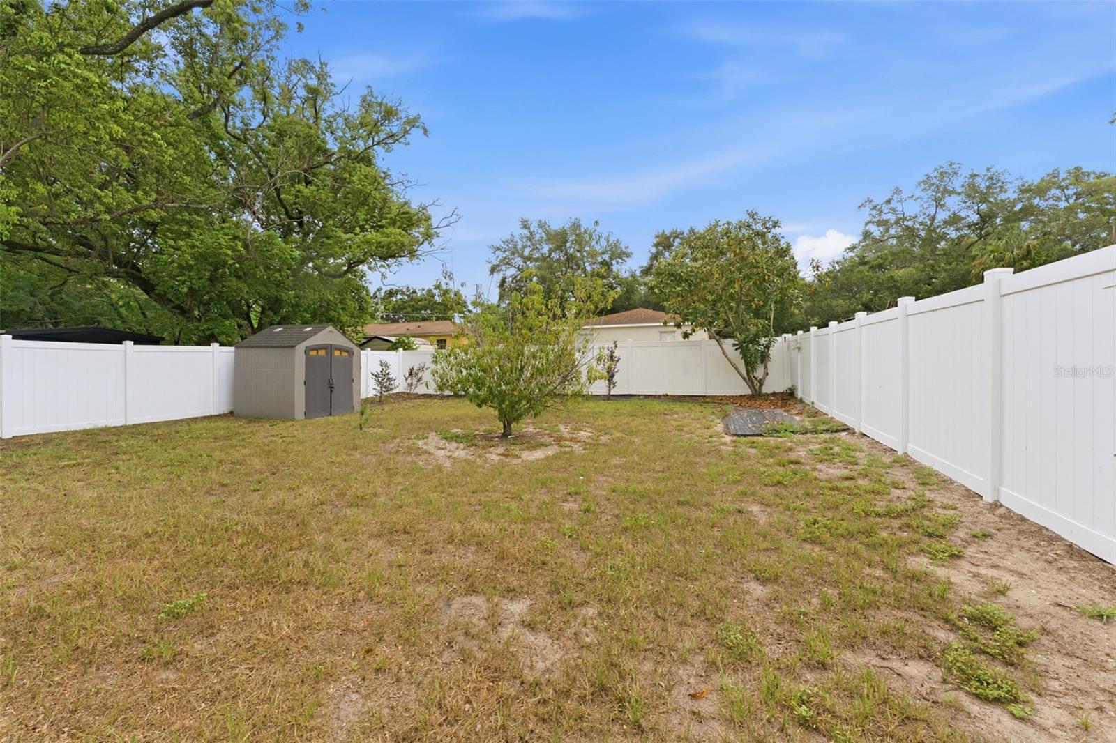 3708 E IDLEWILD AVE — photo 26