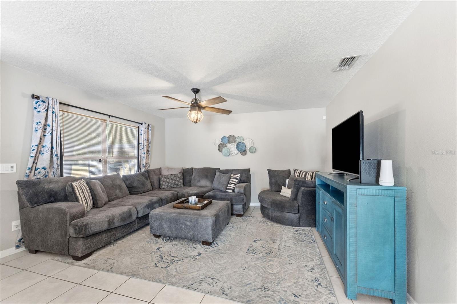 3708 E IDLEWILD AVE — photo 7