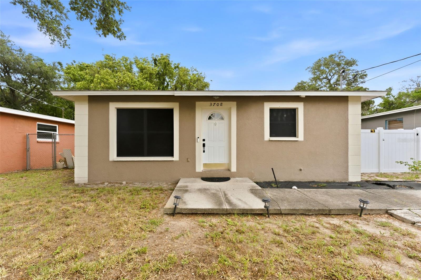 3708 E IDLEWILD AVE — photo 4