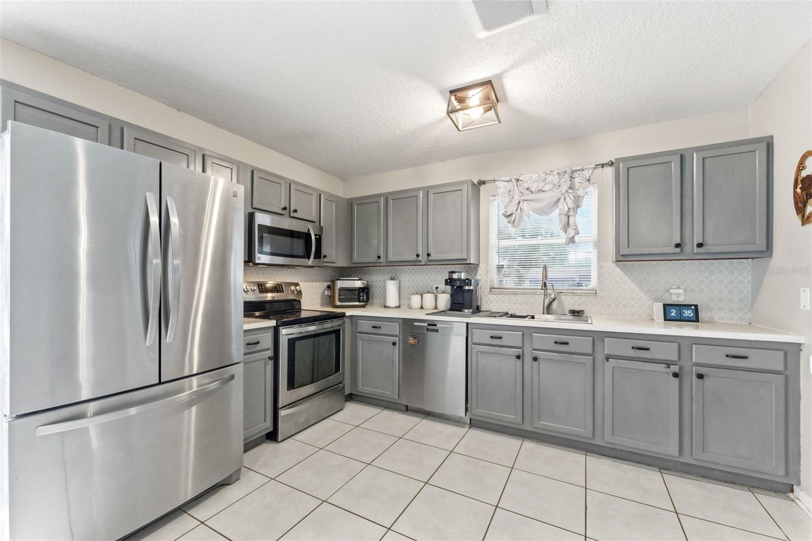 3708 E IDLEWILD AVE — photo 10