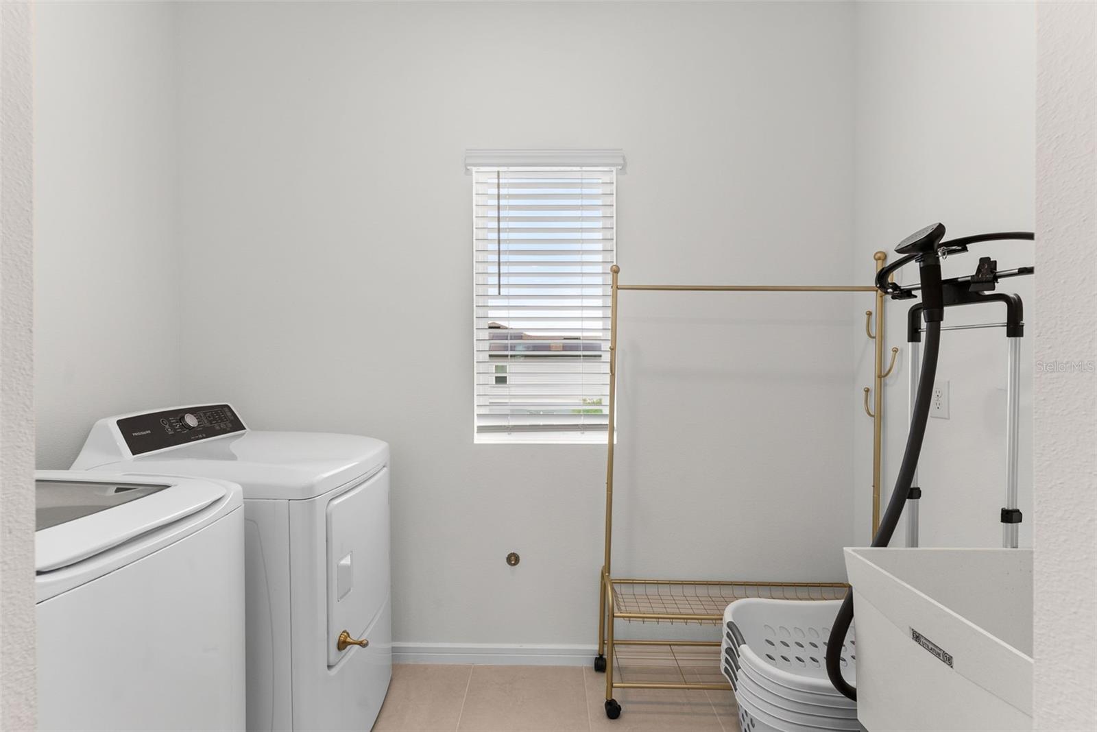 11490 CALUSA TRAILS WAY — photo 39