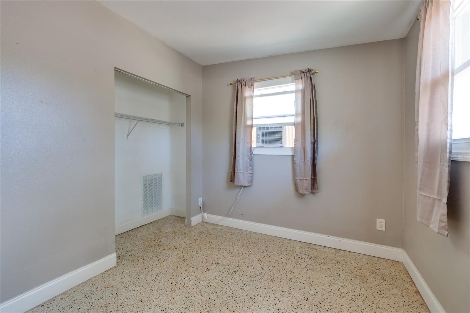 5601 CEDAR ST NE — photo 22