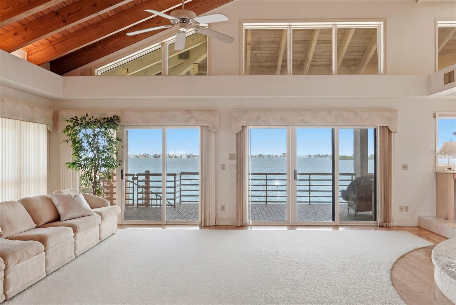 2869 SEABREEZE DR S — photo 11