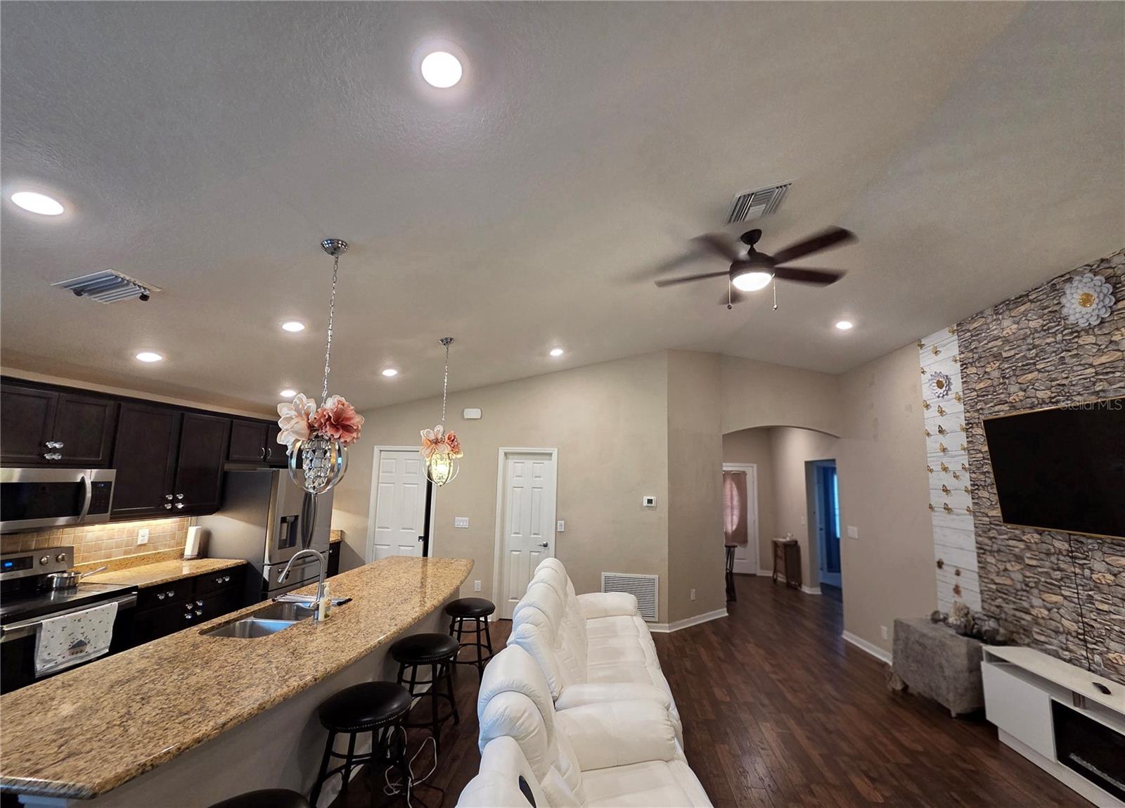 6324 165TH DR E — photo 9