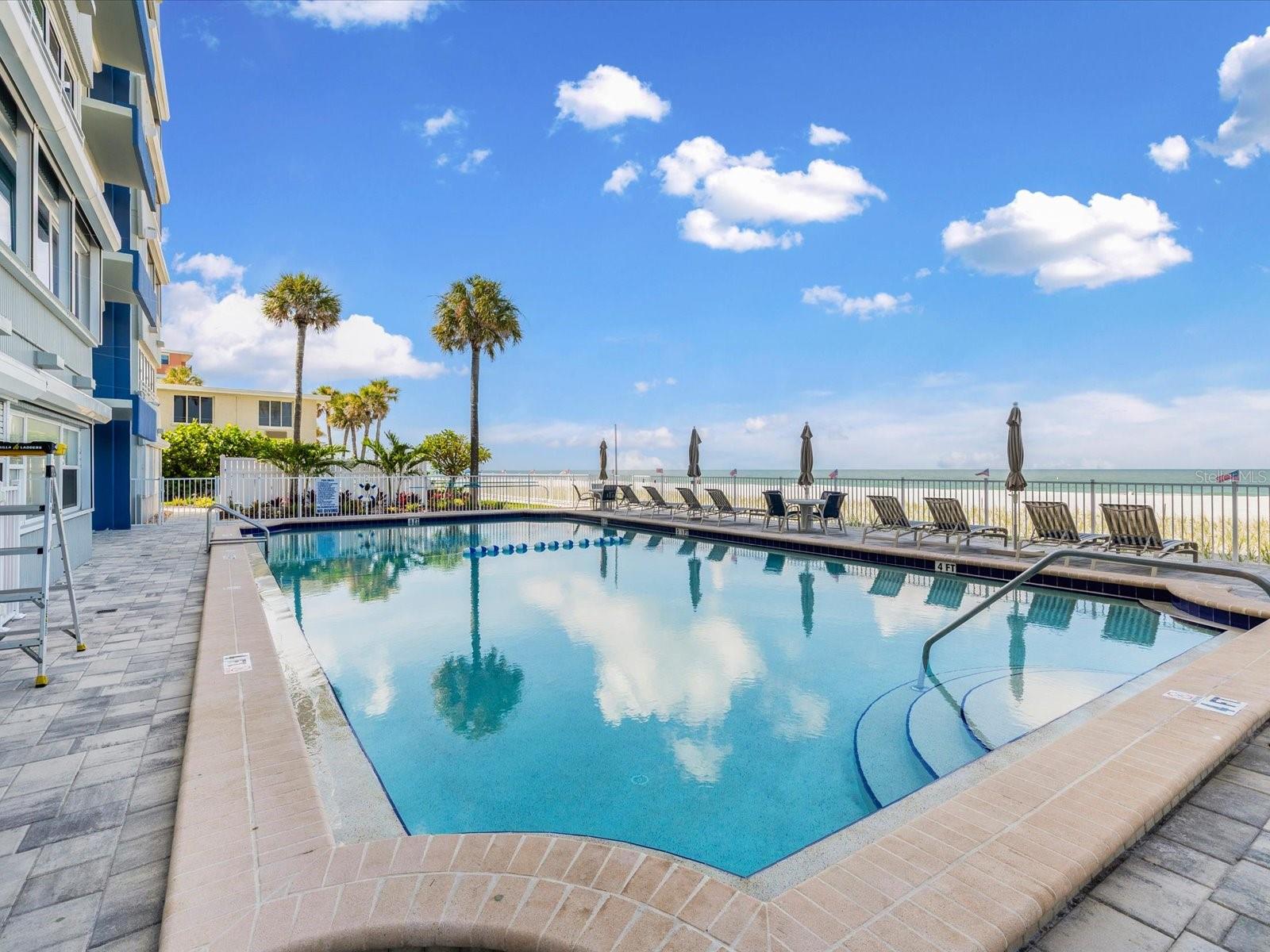 17400 GULF BLVD #J7 — photo 29