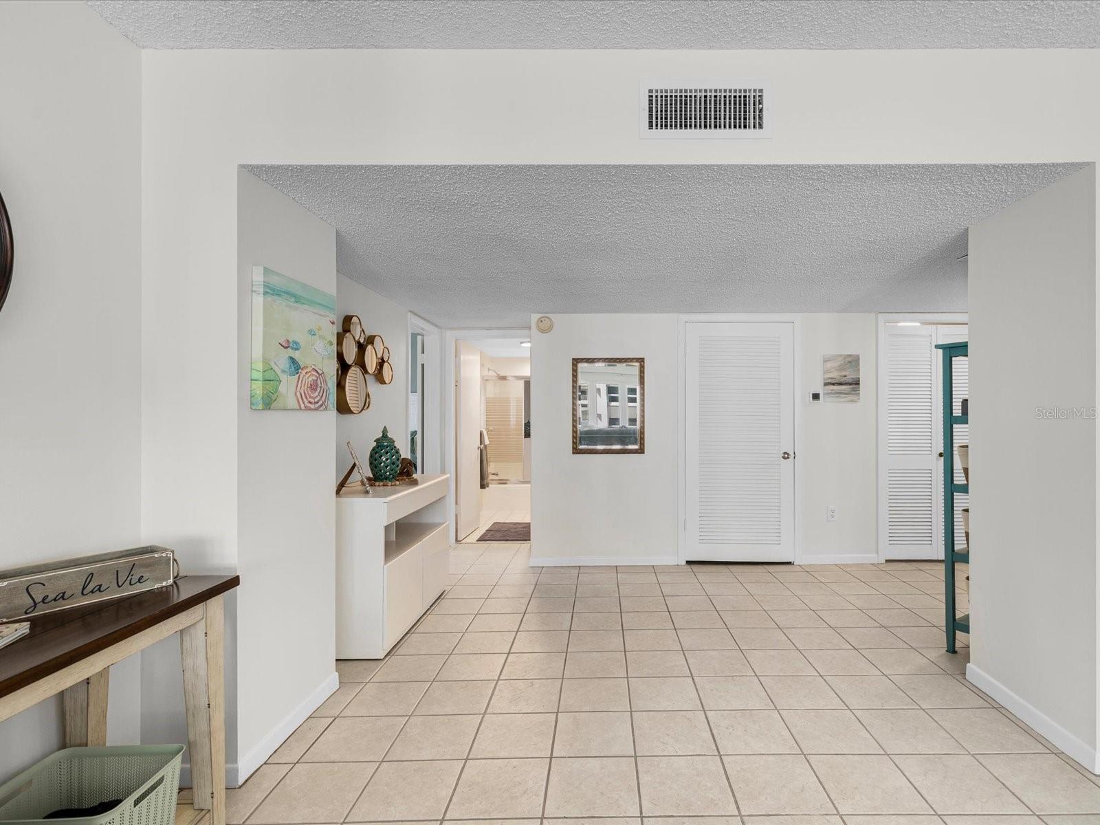 17400 GULF BLVD #J7 — photo 18